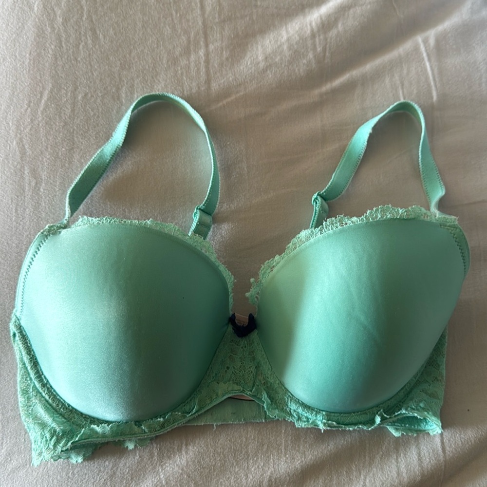 Victoria’s Secret Dream Angels Lined Demi Bra